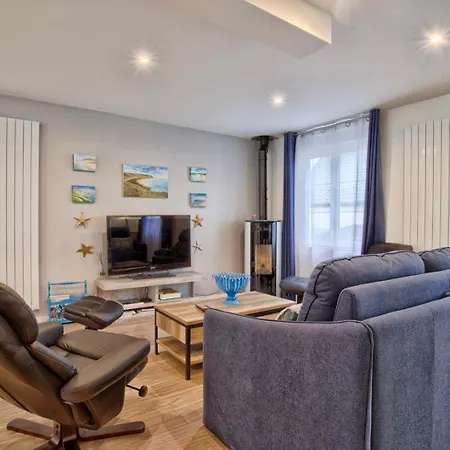 La Casa Bella - Calm And Cosy House By The Sea Penzion