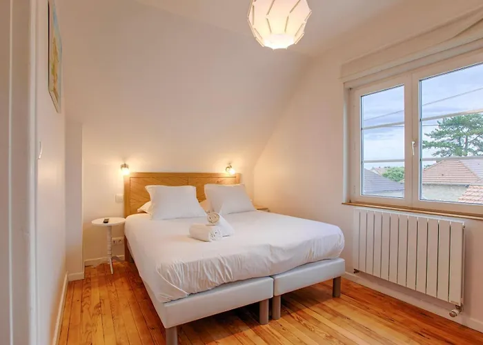 La Casa Bella - Calm And Cosy House By The Sea Pensionat