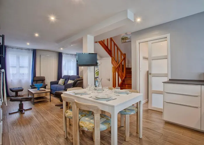 Pensionat La Casa Bella - Calm And Cosy House By The Sea